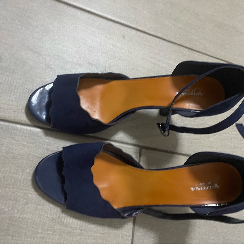 Arizona Suede Blue Heels